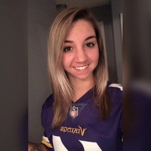 Meet your Posher, Alicia